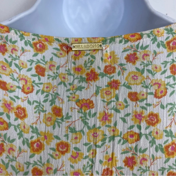 Billabong Wrap Dress Womens Size XS Yellow Floral Short Sleeve VNeck NWT - Picture 6 of 13